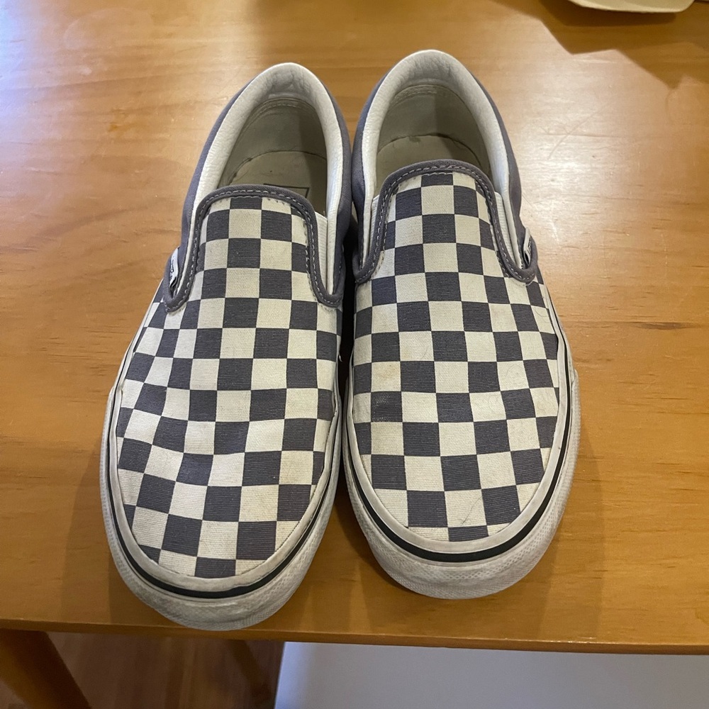 Lavender checkered vans barely worn 10/10 condition!